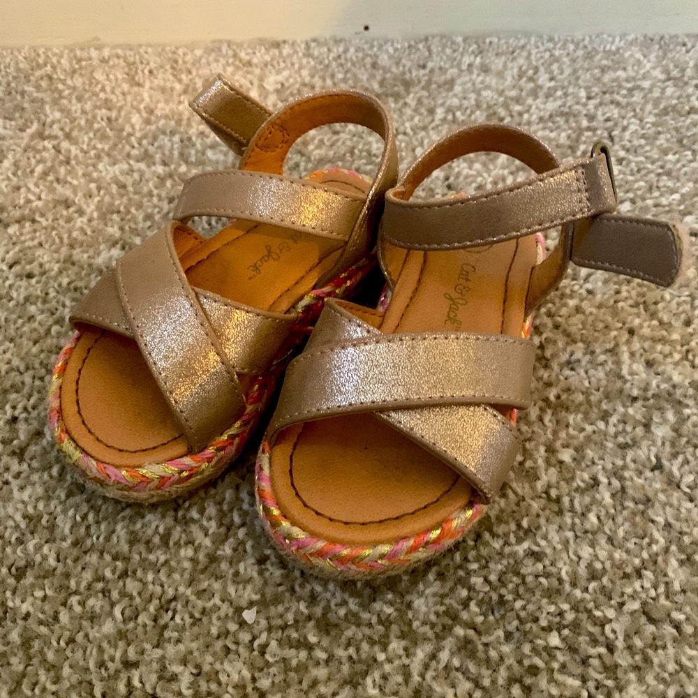 Toddler girls Size 6 Sandals
